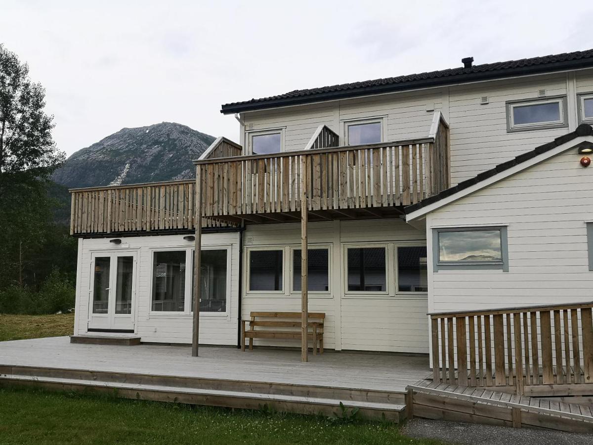 Kinsarvik Hostel ภายนอก รูปภาพ